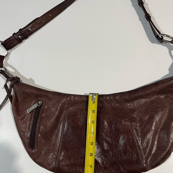 Hobo Brown Leather Shoulder Bag - Picture 11 of 11